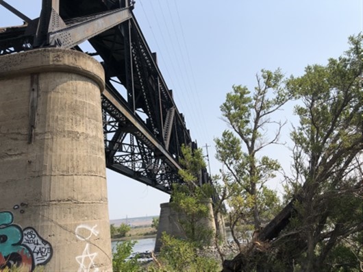 View of the Beverly Railroad bridge spanning the Columbia River in Vantage, Wash from below showing the height above the river.